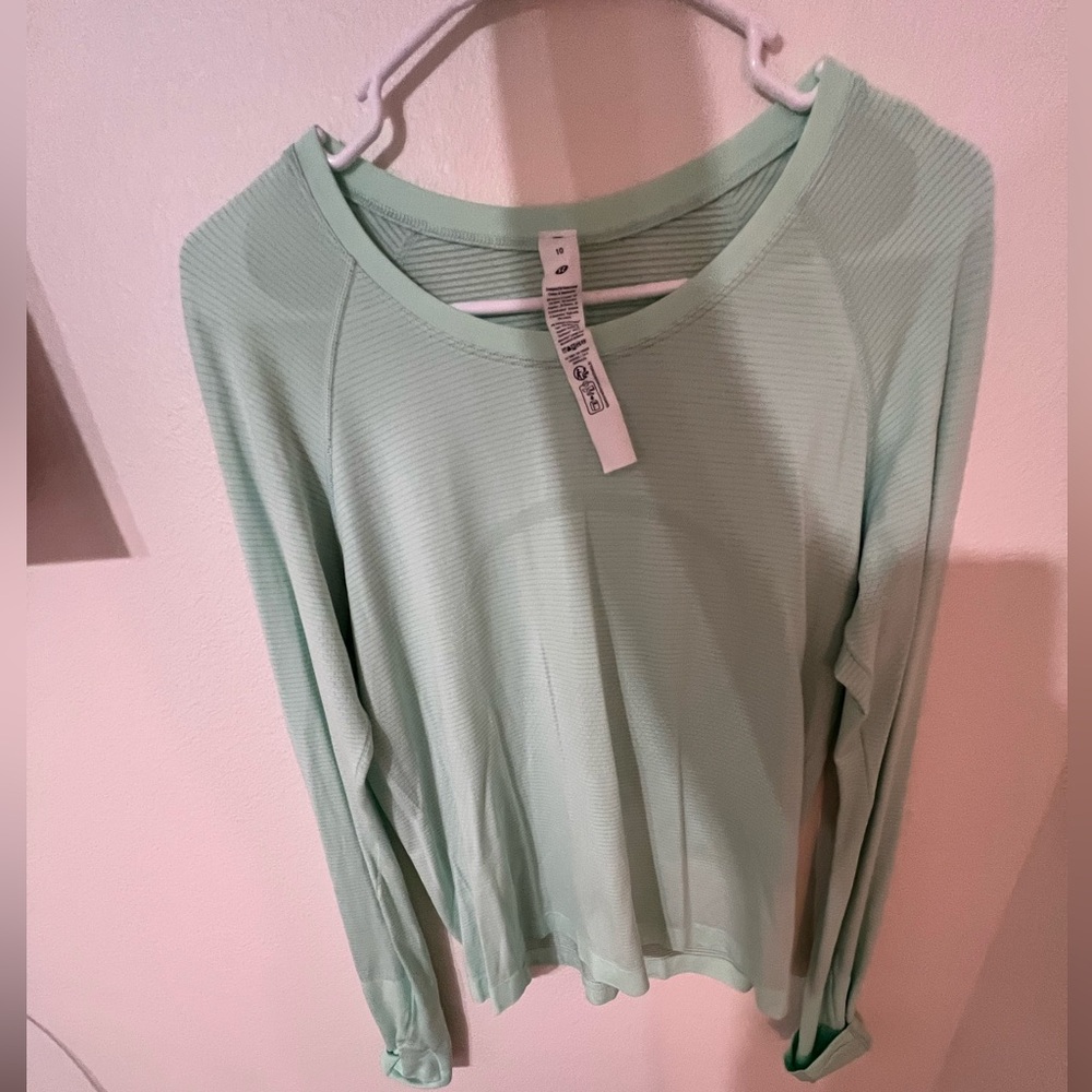 Womens lululemon swiftly tech long sleeve race length size 10